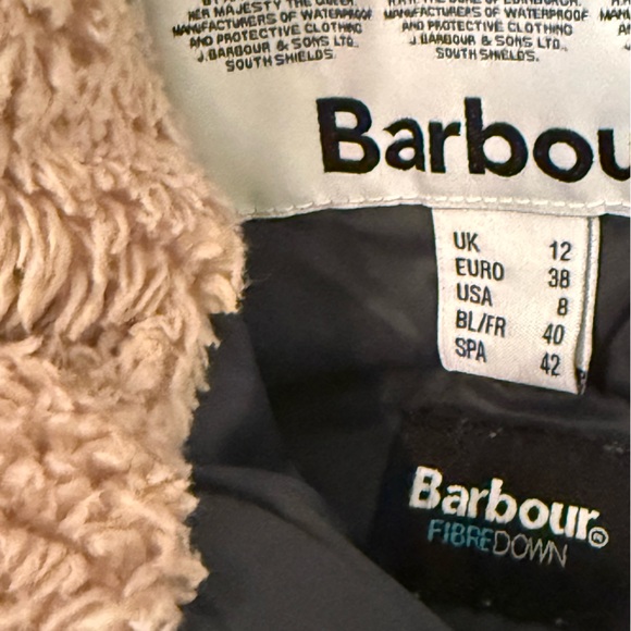 Barbour Women’s Charlotte Coat - Picture 8 of 8